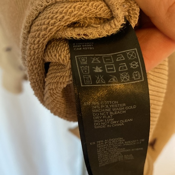 Tan sweatshirt with wolf pattern - Picture 3 of 4